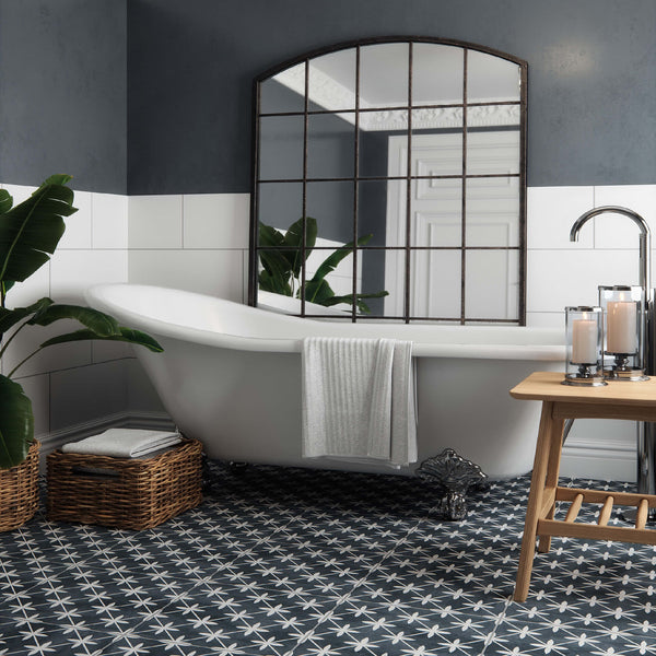 Star Black with Free Standing Bath