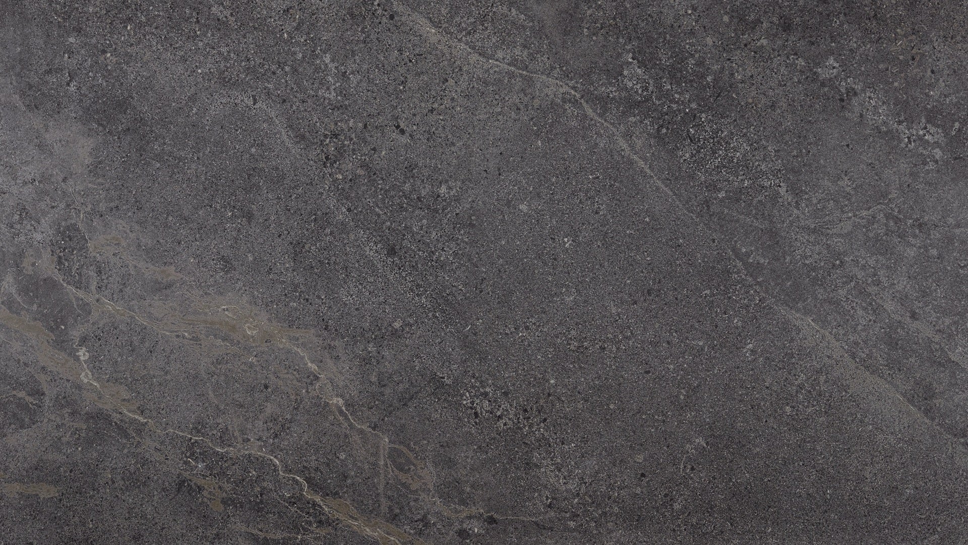 Example of Lithos ANthracite Tile